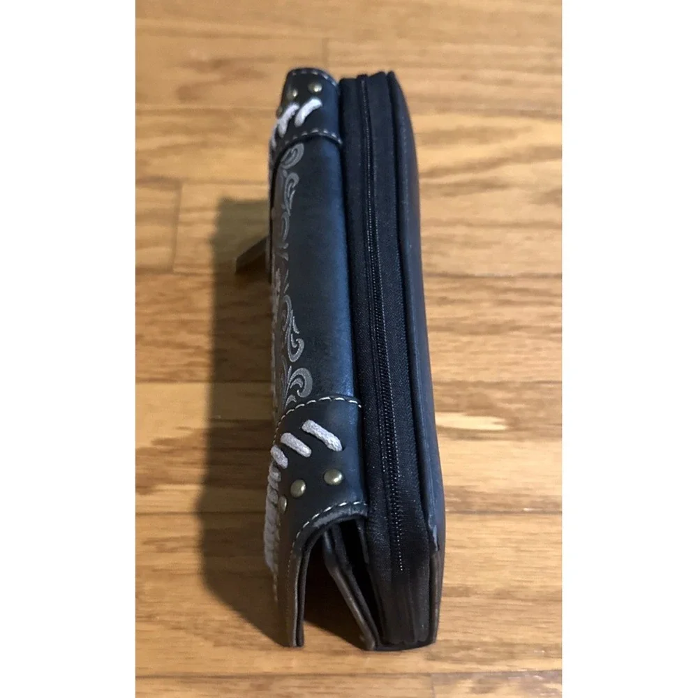 NWT Montana West Black Gray Cross Wallet NWT Crass Studded Western Coin Zipper *